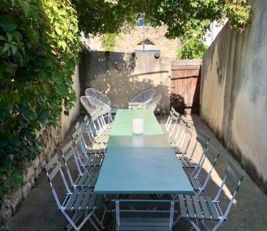 Montfrin House | Authentic Maison in Montfrin with Air Conditioning & Terrace