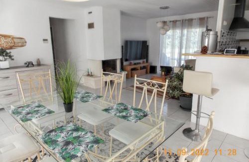 Angoume House | Authentic Maison with Spa and Garden Near Dax