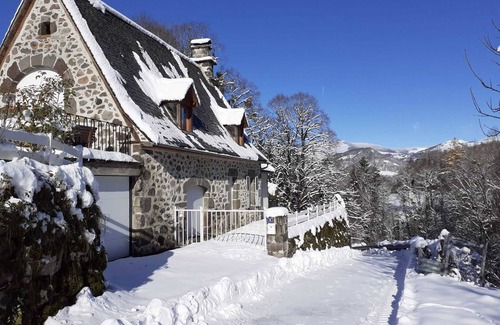 Vic-sur-Cere House | Cozy Maison Auvergnate with Ocean View & Fireplace