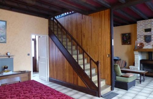 Saint-Germain-des-Fosses House | Family-Friendly Maison avec Cour, 4 Bedrooms Near Vichy