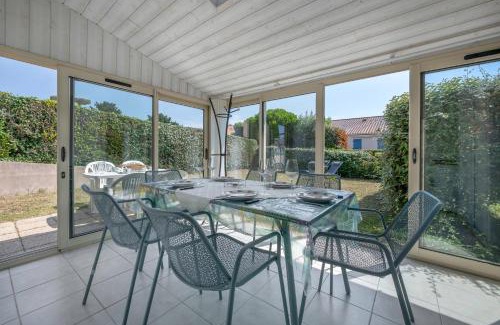 Saint-Michel-Chef-Chef House | Relaxing Getaway at Escale paisible in Saint-Michel-Chef-Chef
