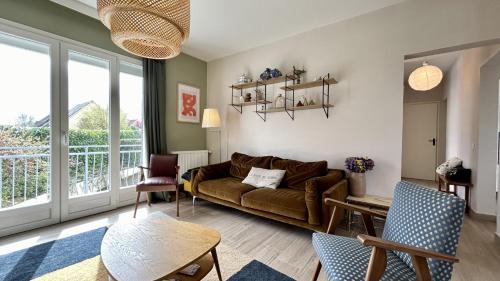 Saint-Valery-sur-Somme Villa | Cozy Retreat: La Cabane aux Oiseaux with Garden Oasis