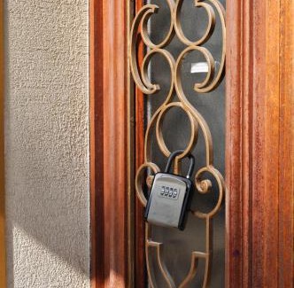 Tournus House | Convenient Maison with Downtown Access in Tournus