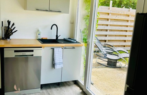 Izon House | Pet-Friendly Retreat with Private Lake Access Awaits You