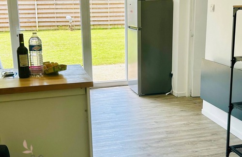 Izon House | Pet-Friendly Retreat with Private Lake Access Awaits You