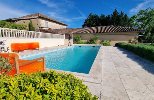 Puymaurin House | Scenic Maison Avec Grange & Piscine with Mountain Views