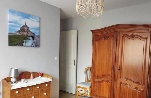 Le Val-Saint-Pere House | Maison Avec Jardin Dans la Baie du Mont St Michel