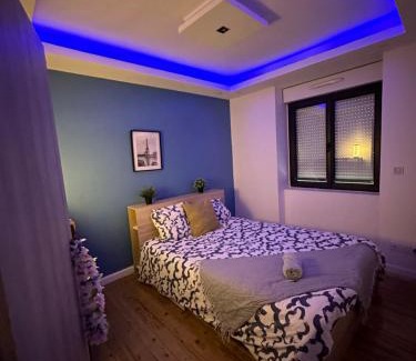 Maisdon-sur-Sevre Apartment | Relax at Maison avec Jacuzzi: Family-Friendly Retreat