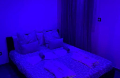 Orange House | Experience Relaxation at Maison avec jacuzzi - Rated 9.5/10