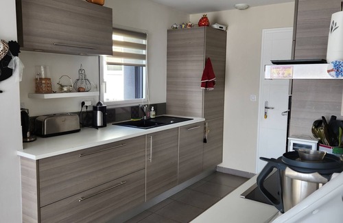 Saint-Ave House | Relaxing Retreat with Jacuzzi Near Vannes and Gulf Adventures