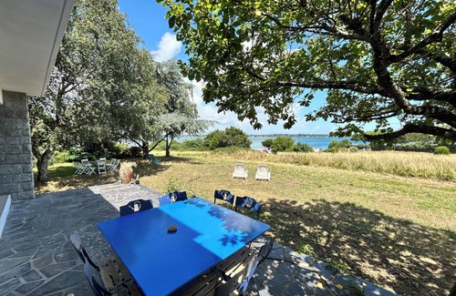 Locmariaquer House | Serene Maison with Breathtaking Gulf Views