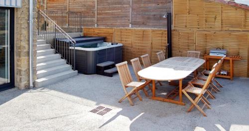 La Digne-d'Aval House | Inviting Maison with Private Pool and Terrace in La Digne d'Aval