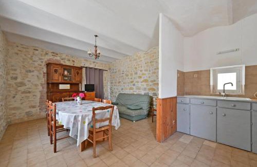 Savignargues House | Inviting Maison Cévennes: Private Pool & Oceanfront Bliss