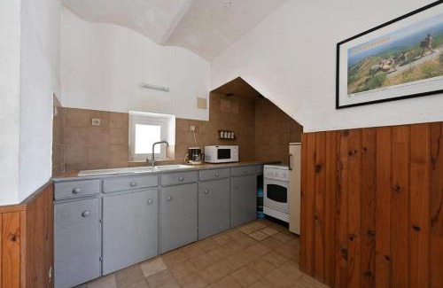 Savignargues House | Inviting Maison Cévennes: Private Pool & Oceanfront Bliss