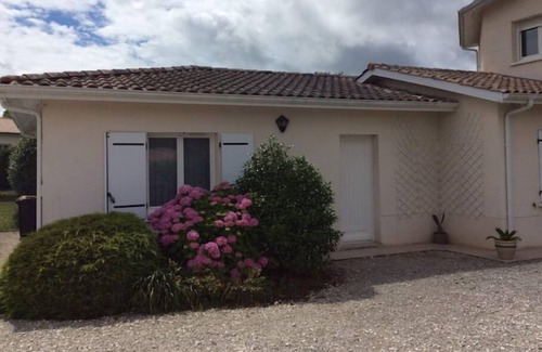 Faleyras House | Maison Avec Piscine Entre St Emilion et Bordeaux
