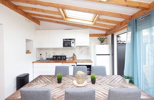 Louis Bertrand-Mirabeau-Semard House | Relax at Maison avec Spa & Private Pool in Paris