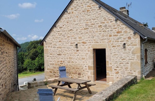 Perols-sur-Vezere House | Cozy Maison With Terrace on Plateau de Millevaches