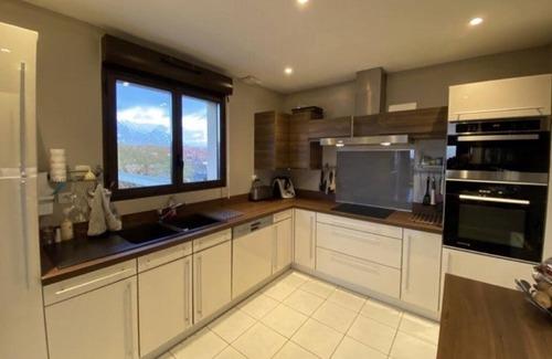 Fecamp House | Scenic Maison with Breathtaking Sea and City Views