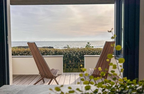 Batz-sur-Mer House | Oceanfront Retreat: Maison Avec Vue Panoramique