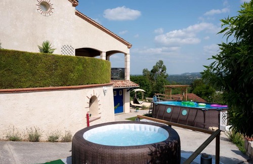 Trentels House | Panoramic View House with Pool, Spa & Oceanfront Access