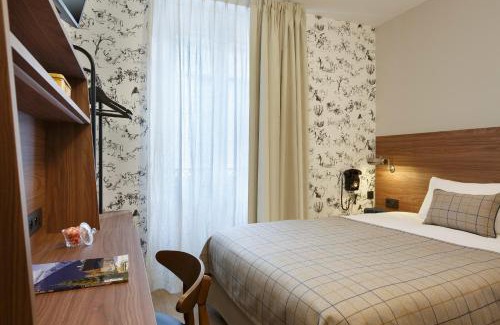 Quartier Chorier-Berriat Hotel | Pet-Friendly Maison Barbillon Grenoble with Great Dining Options
