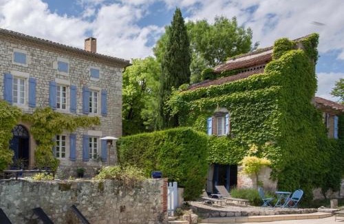 Le Verdier Bed & Breakfast | Discover MAISON BEAUMONT: Oceanfront Retreat with Pool