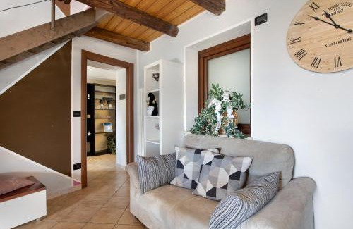 Pollein Apartment | Experience Maison Bebe Mont Emilius: Rated 9.5/10 & Family-Friendly