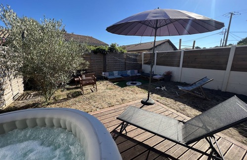 Cazaux House | Pet-Friendly Maison Bois de Charme: Rated 10/10 by Guests