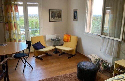 Paraza Bed & Breakfast | Discover Maison Bon Ton: Guest Rated 8.9/10 Retreat