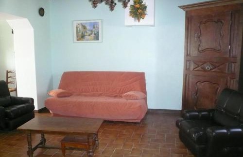 Monget House | Delightful Maison Bordenave: Child-Friendly Getaway