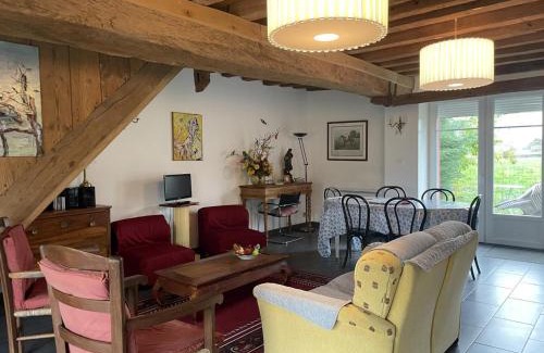 Monetay-sur-Loire House | Comfortable Retreat in Monétay-sur-Loire for Families