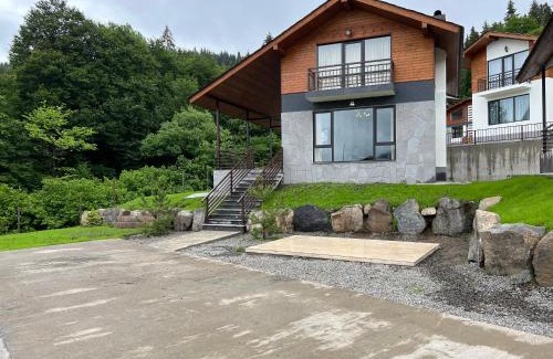 Bakuriani Villa | Idyllic Mountain View Villa with Family-Friendly Amenities