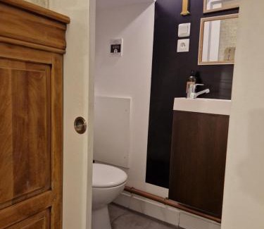 Talence House | Experience Maison Brisson: Rated 9/10 with Restaurant & Kitchen