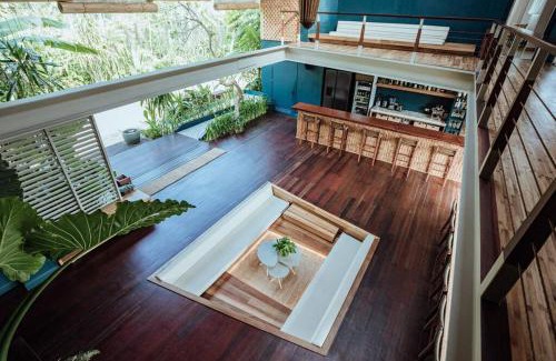 Catangnan Villa | Indulge in Oceanfront Bliss at Maison Bukana King Suite
