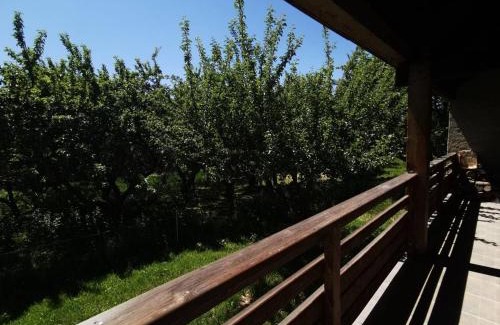 Saint-Michel-de-Chaillol Ski Chalet | Tranquil Maison avec Jardin, 3 Chambres près de la Montagne