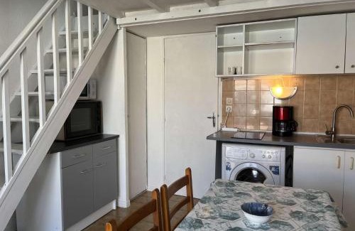 Leucate Villa | Family-Friendly Maison Cabine Mezzanine in Port Leucate