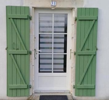Marans House | Maison calme au bord de l'eau