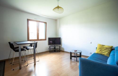 La Gaubretiere Bed & Breakfast | Tranquil Maison Calme Near Puy du Fou with Family Friendly Perks