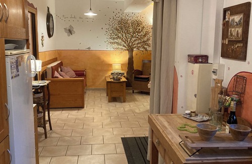 Gilly-sur-Isere House | Maison Campagne: Family-Friendly with Terrace & Garden Access