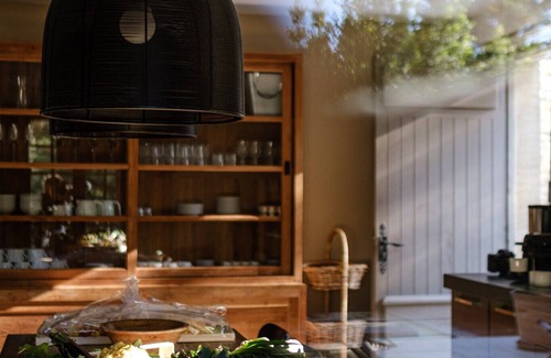 Pernes-les-Fontaines Villa | MAISON CAPUCINE: Villa with Heated Pool & Concierge Service