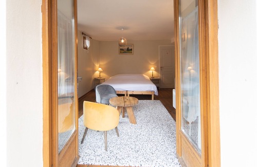Landry House | Maison Caramel: Spa Retreat with Breakfast & Family-Friendly Perks