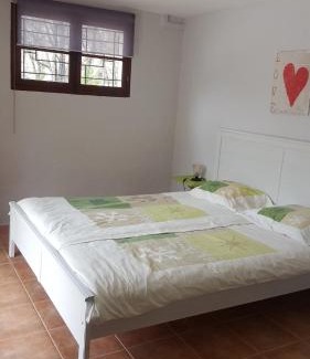 Castellane Bed & Breakfast | Experience Oceanfront Bliss at Maison Castellane B&B
