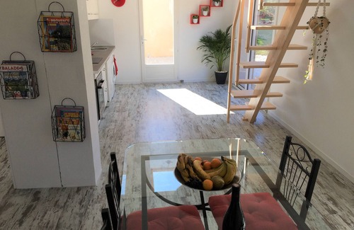 Serignan-du-Comtat House | Inviting Maison Chaleureuse with Spa at Massif D'Uchaux