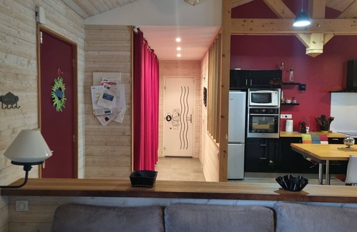 Ascain House | Inviting Maison Chaleureuse with Pool Near Mountain & Sea