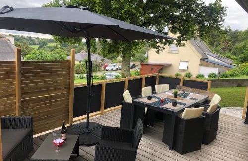 Ergue-Gaberic House | Cozy Oceanfront Retreat Near Quimper - Rated 9.6/10