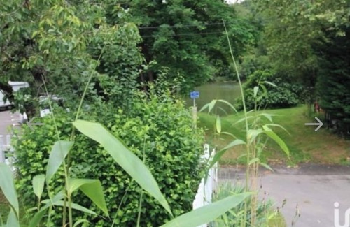 Aiguelèze House | Cozy Maison Chaleureuse: Pet-Friendly with Pool & Kitchen