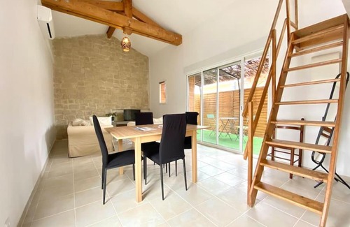 Biganos House | Cozy Maison Near All Conveniences - Child Friendly Retreat