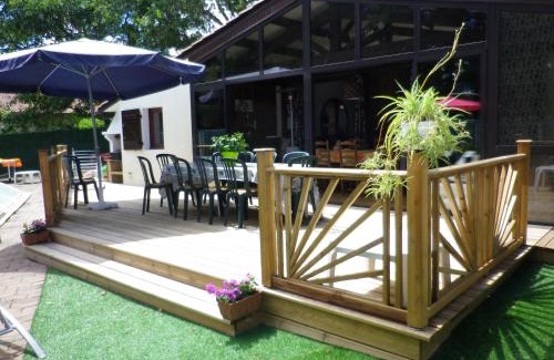 Escource Villa | Experience Maison Champagne: Pet & Child Friendly Retreat