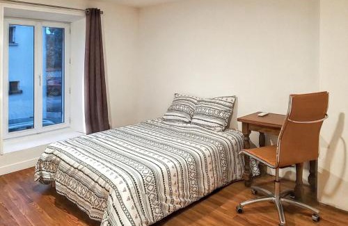 Crouy-sur-Ourcq House | Discover Maison Crouy: Family-Friendly with Private Garden