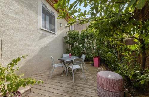 Poussan House | Cozy Home with Garden, WiFi & Family-Friendly Amenities